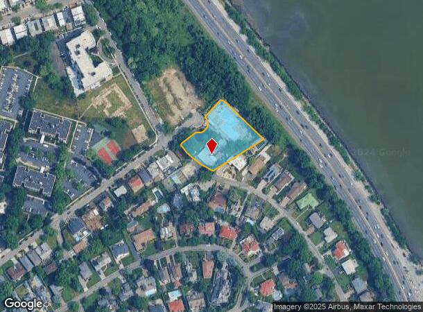  21714 24Th Ave, Bayside, NY Parcel Map