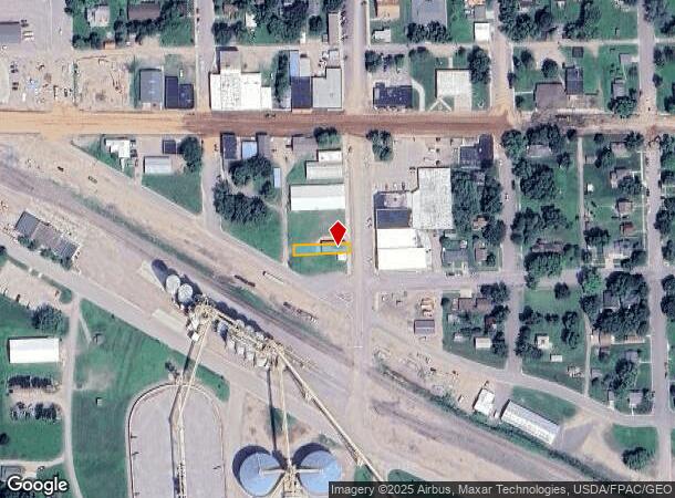  909 10Th St, Clarkfield, MN Parcel Map