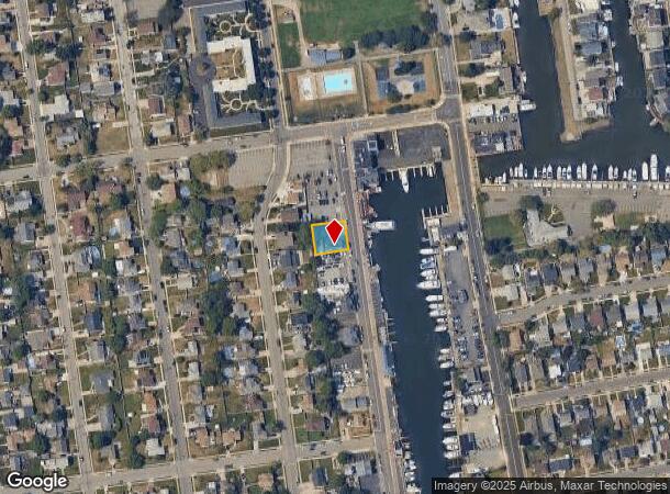 28 Woodcleft Ave, Freeport, NY Parcel Map