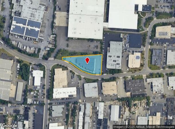  130 Carolyn Blvd, Farmingdale, NY Parcel Map