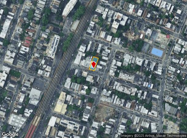  715 E 214Th St, Bronx, NY Parcel Map