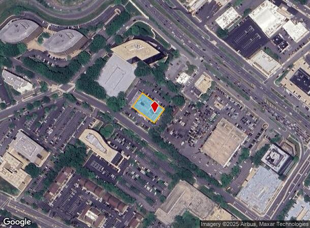  8230 Boone Blvd, Vienna, VA Parcel Map