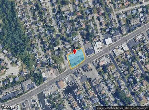 490 W Montauk Hwy, Lindenhurst, NY Parcel Map