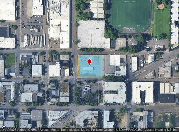  1221 Ne Couch St, Portland, OR Parcel Map